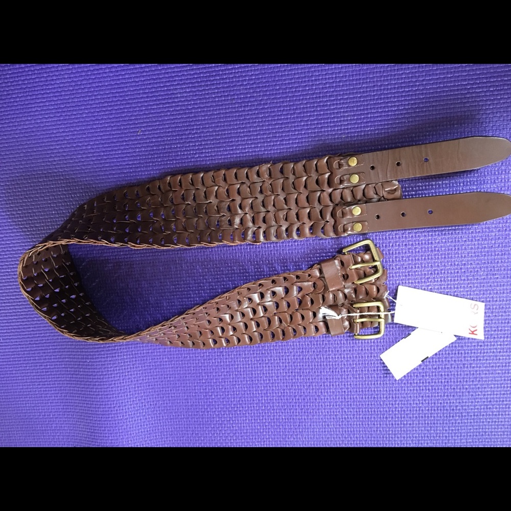 Great Woven Michael Kors belt!